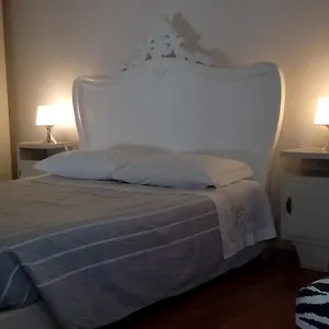 Domus Nova Residenza Il B&B Bed & Breakfast Mantova